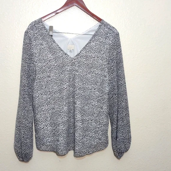 PRE OWNED A NEW DAY SIZE SMALL LEOPARD PRINT - Picture 1 of 7